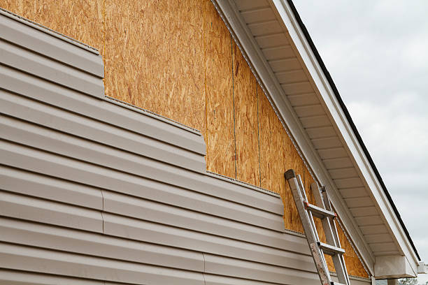 24/7 Emergency Storm Damage Siding Repair experts in Wellington, CO